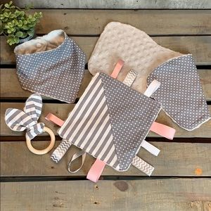 Baby Gift Set~ Blanket, Burp Cloth, Bib & Teether